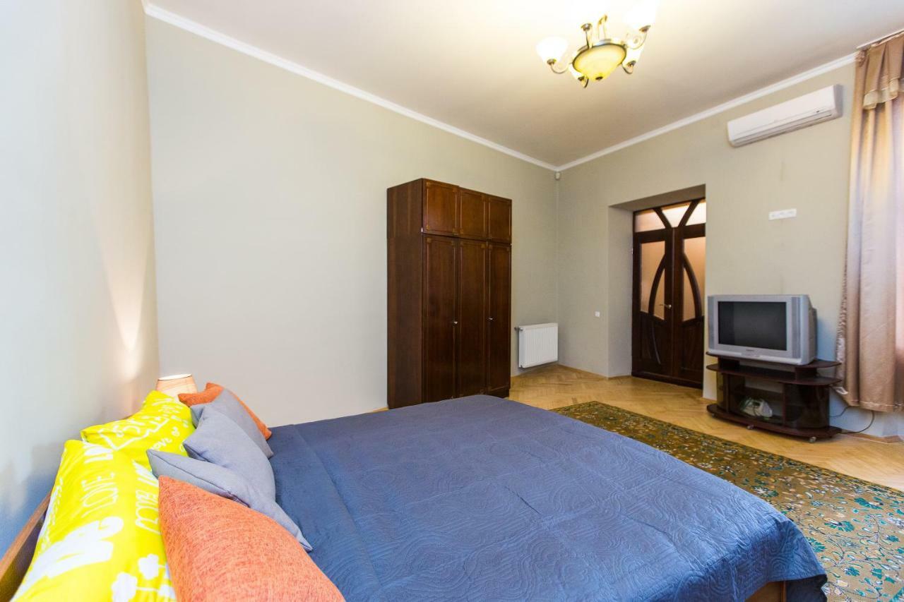 Apartments On Sholom Aleichem Та Ще Варіант Поруч 利沃夫 外观 照片