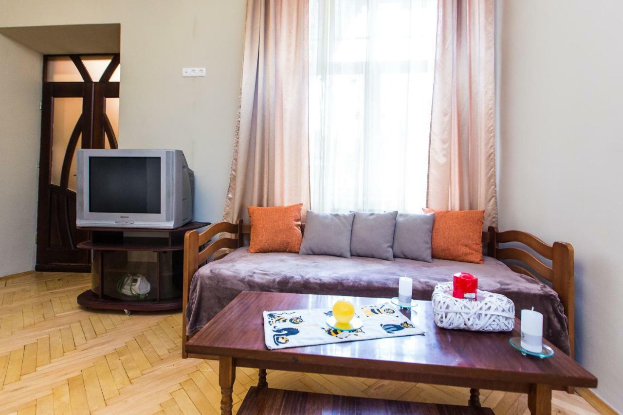 Apartments On Sholom Aleichem Та Ще Варіант Поруч 利沃夫 外观 照片